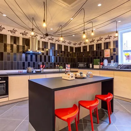 Meininger Centre Berthelot 2* ליון