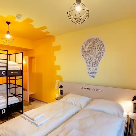 ホテル Meininger Centre Berthelot 2*